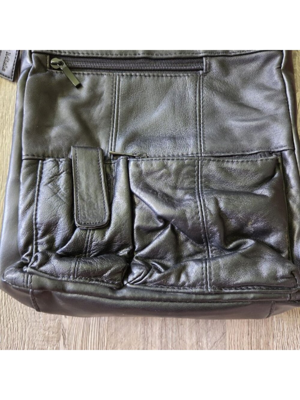 Dolce Miele Black Leather Crossbody Bag Organizer Multi Pocket Shoulder Purse - Picture 2 of 16